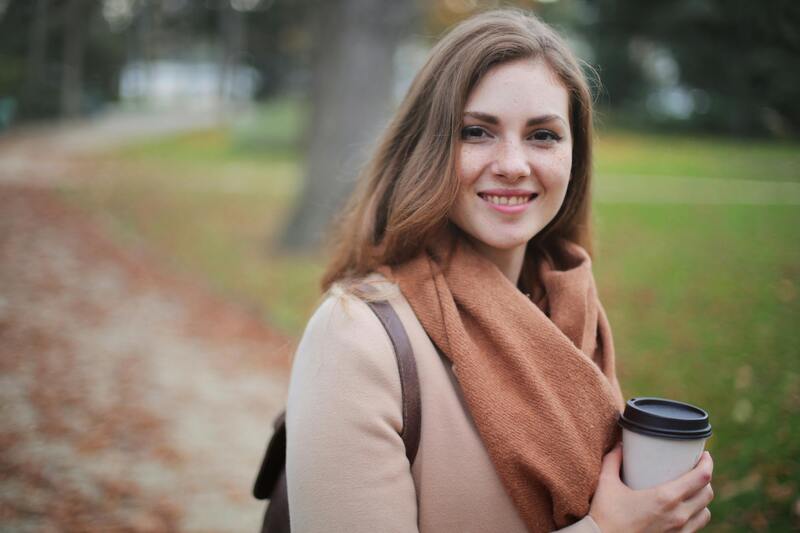 femme en écharpe