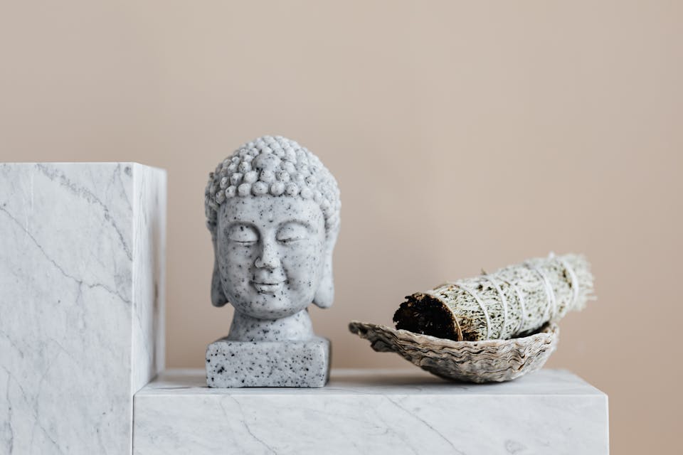 statues 2 2
